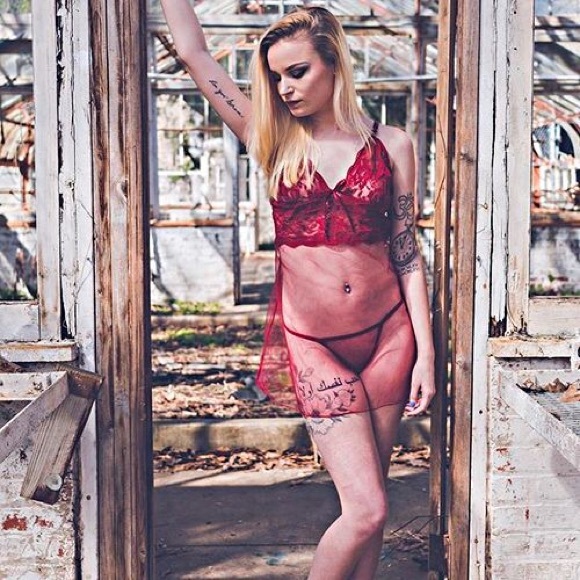 Beverly Lingerie - Satin Candy - Picture 3 of 3